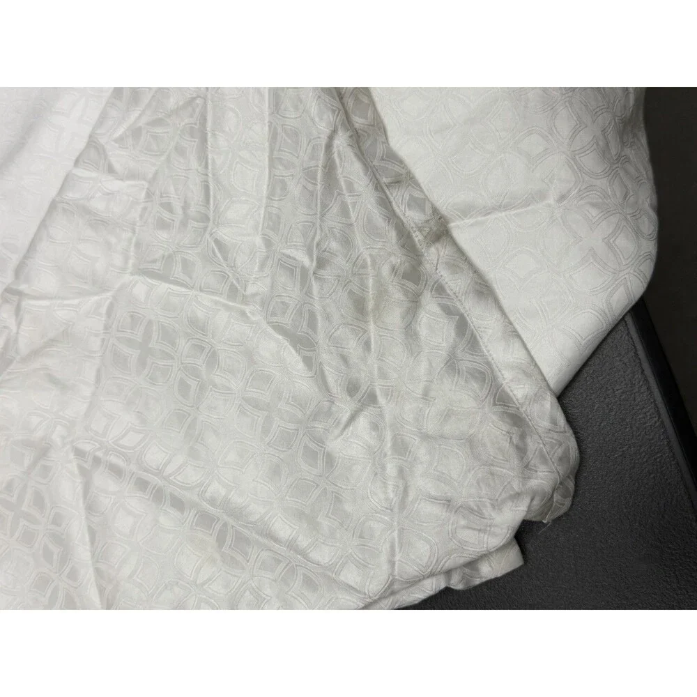 $2277 SFERRA Italy Giza 45 Jacquard Quatrefoil Full/Queen Duvet Cover White